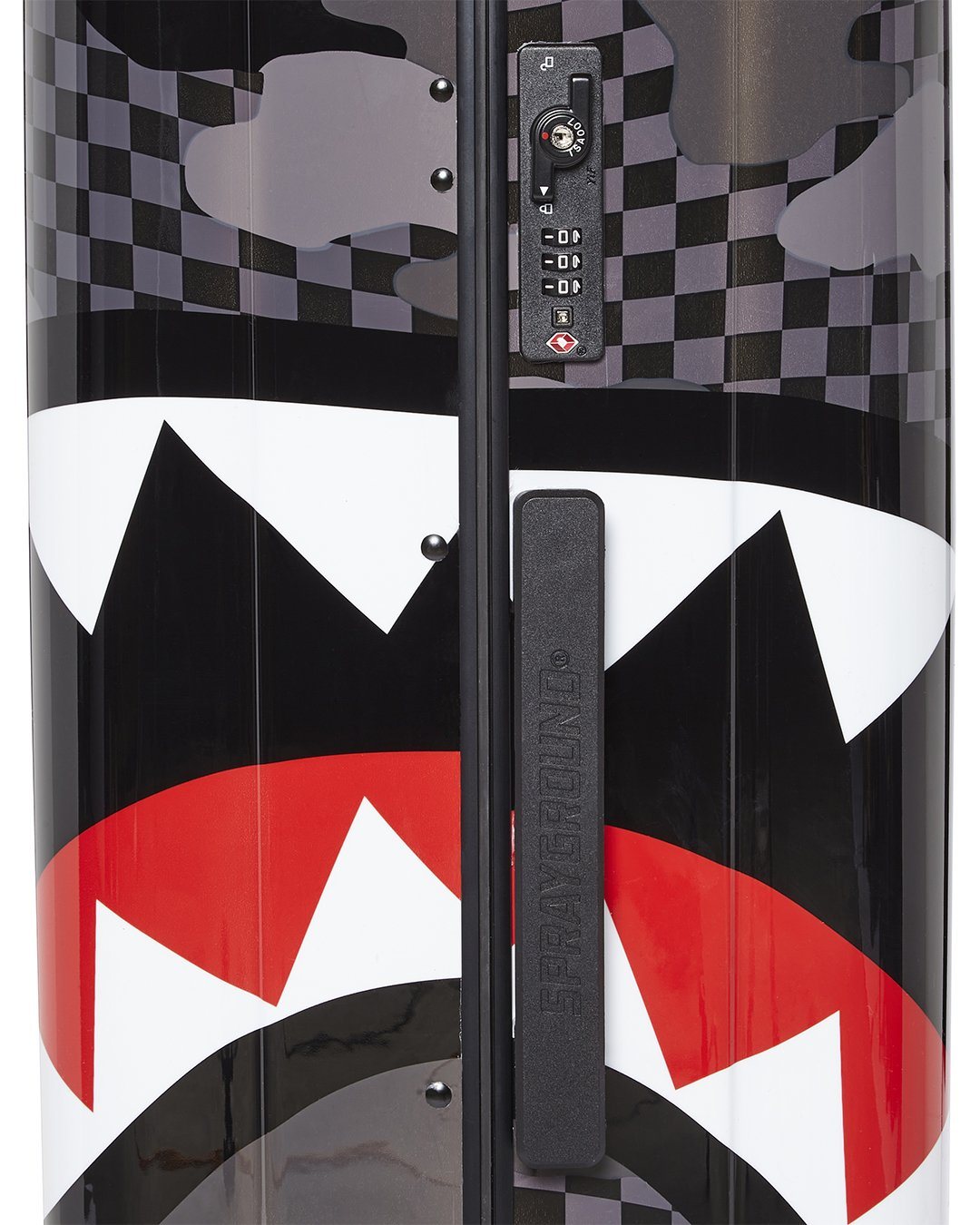 3AM SHARKNAUTICS 29.5ƒ?� FULL-SIZE LUGGAGE