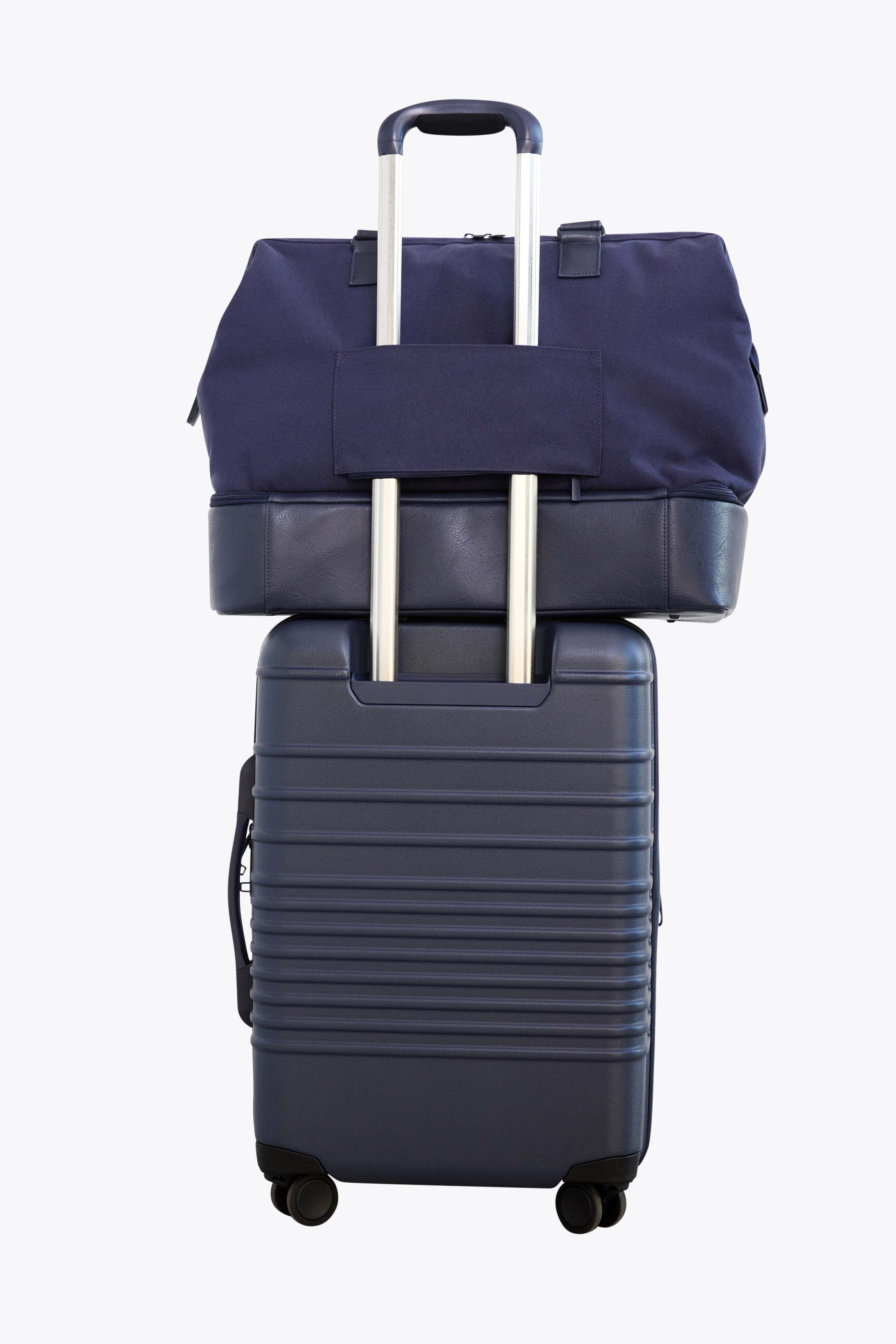 Resale The Weekender in Navy